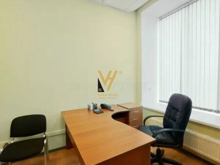 OFFICE 38 M2 FOR RENT AT THE FORMER EXHIBITION 33,000 LEKE