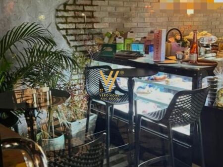 SHITET DYQAN 46 M2 TE RRUGA KAJO KARAFILI 235.000 EURO