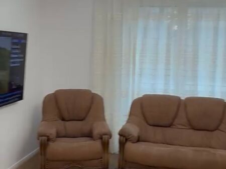 2+1,i mobiluar,pallatet E88,laprake,700 euro