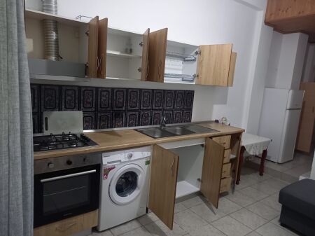 Jepet me qera 1+1 350 L inxhinjeria e ndertimit