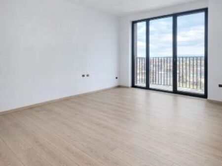 📌 Apartament 1+1 për Shitje – pranë Bulevardit të Ri