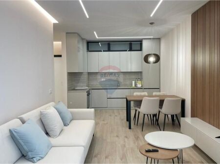 Apartament 1+1 me qira te Golden Tower!