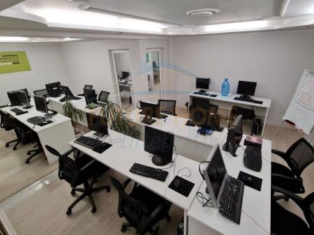 Qera, Ambient Biznesi, Blloku, Tiranë.