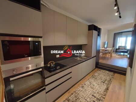 Affittasi appartamento 2+1 a Kodra e Diellit a Tirana (ID 42215529)