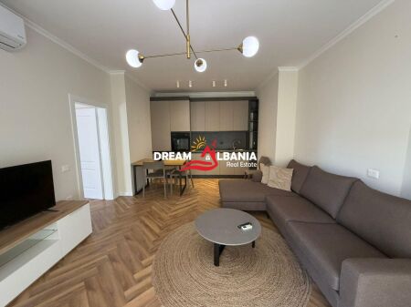 Appartamento 2+1+2 in affitto in Via Kavaja vicino alla Chiesa Cattolica (ID 42215531)
