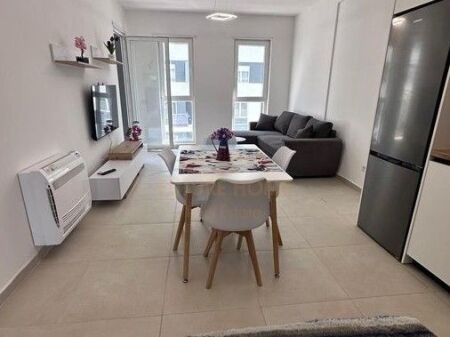 Affitto, Appartamento 2+1, Univers City, Tirana