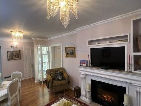 Shitet, Apartament 2+1 + Garderobë, Rruga e Kavajës,Tiranë