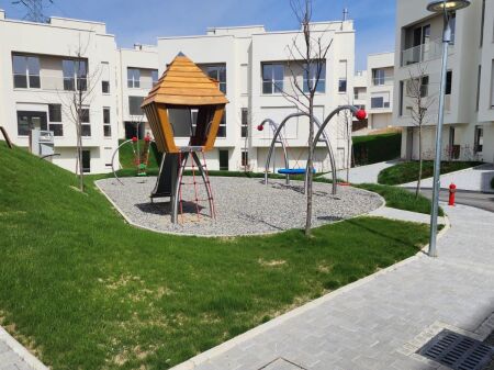 Vile 3 Kateshe per shitje ne Sauk.