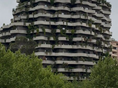 EKSKLUZIVE! Okazion Apartament 3+1 ne shitje tek Lion Park