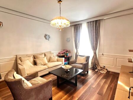 🏡 Jepet me Qera : 1+1 + Kuzhina Vec 📍Shkolla e Kuqe - Kt.2 - 600€/Muaj - S.75m² 
