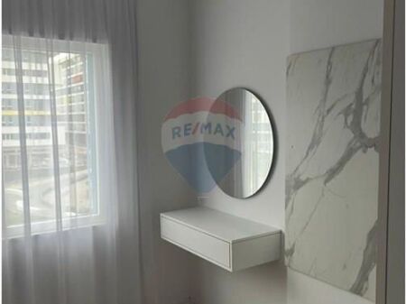 Apartament 1+1 me qira te Univers City.