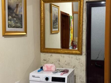 APARTAMENT 1+1. 35000 LEKE.ISH PARKU I AUTOBUZAVE