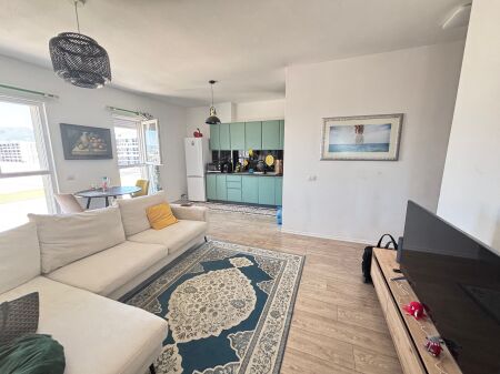 Apartament 2+1 per shitje ne Univers City