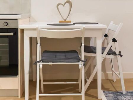 JEPET APARTAMENT ME QERA 1+1 RING CENTER