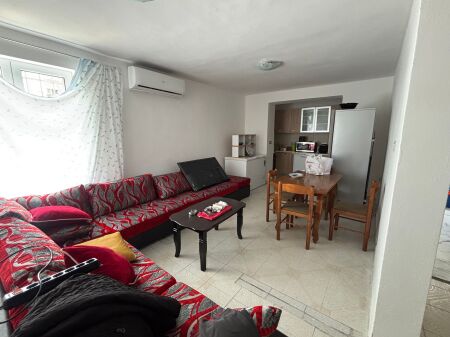 House for rent at Brryli