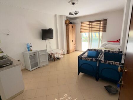 Shitet Gazoniere Ballkon Shkembi Kavajes