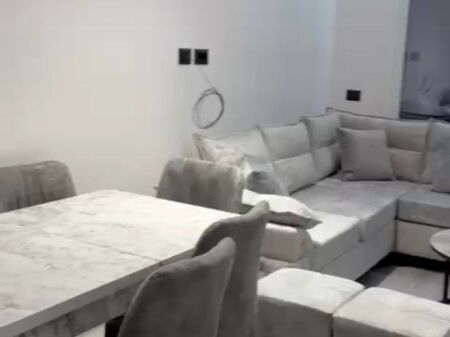 Jepet me qira apartament 1+1