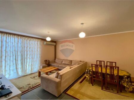 Appartamento 1+1 in affitto - i palazzi di Tom Doshi a Shkoze