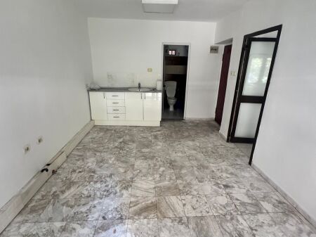 SHITET AMBIENT PER ZYRE RR. MYSLYM SHYRI PRANE GJYKATES SE RRETHIT