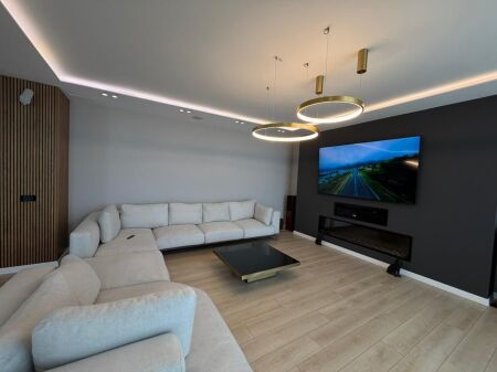 Dupleks Luksoz me Qira | Square 21, Tiranë