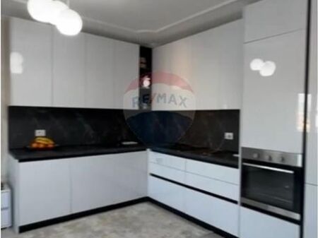 Shitet apartament 2+1 tek Nisharaku