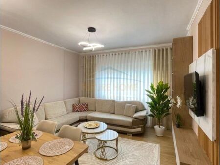 Rent, Apartment 2+1+2, Kristal Center, Paris Commune