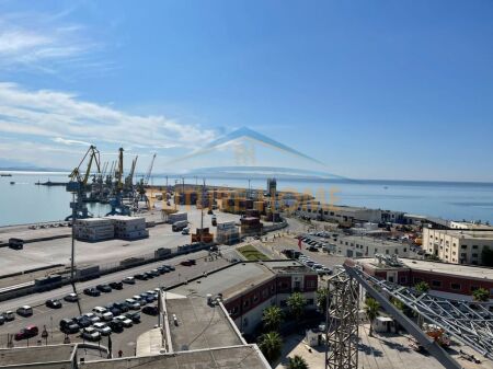 Qera, Ambjent Biznesi, Vollga, Durres