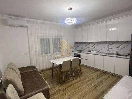 Rent, Apartment 1+1+balcony+Parking Spot, Shkoze, 400 Euro/Month