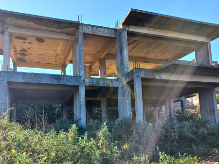 Shitet Ndërtesë – Sarandë