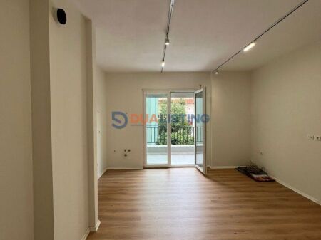 ✨ Spazio Ufficio Premium in Affitto – Pazar i Ri ✨