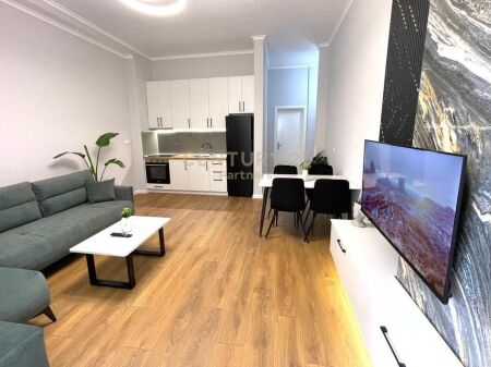 Shesim Apartament 1+1 Pranë Restorant Freskut