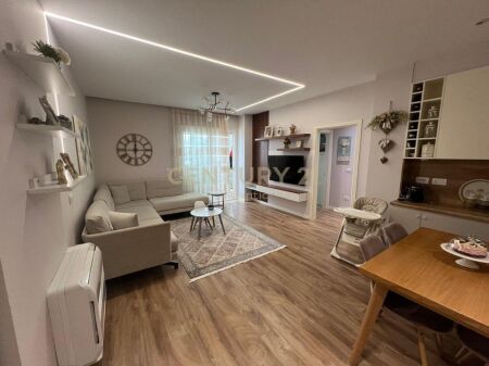 Apartament 2+1 me qira në vijë të parë me detin, Shkëmbi i Kavajës, Durrës.