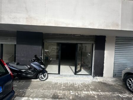 SHITET AMBIENT BISNESI PRANE RAJONIT TE POLICIS DURRES