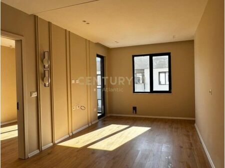 Apartament 1+1 Për Shitje në Mali i Robit.
