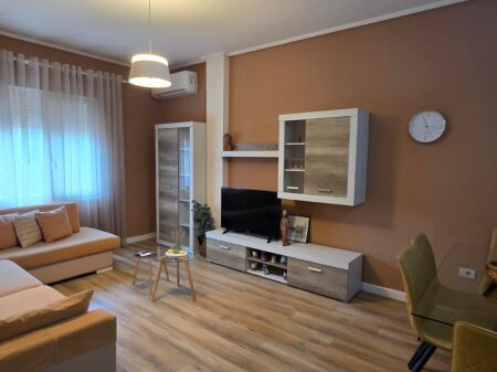 APPARTAMENTO 2+1 IN AFFITTO VICINO AL LAGO