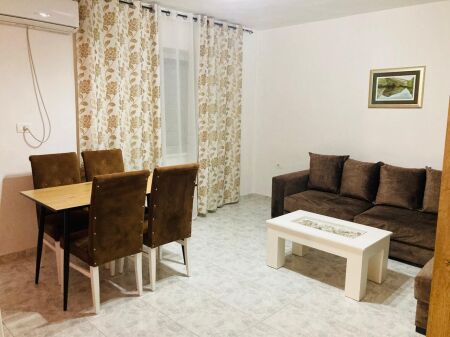 🏡 Apartment 1+1 for rent 📍 Vasil Shanto, near the “Besnik Sykja” high school