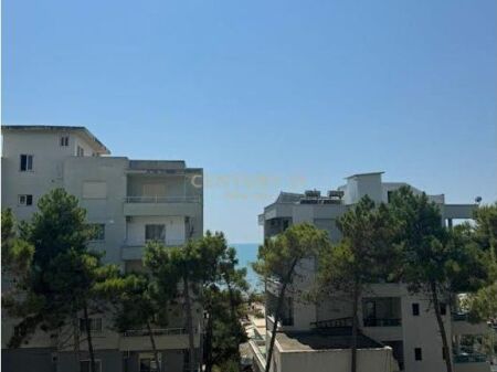 1+1 ME QIRA NE SHKEMBIN E KAVAJES ME PAMJE DETI