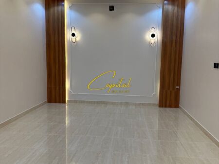 DYQAN ME QIRA 40 M2 RRUGA E DURRESIT 65.000 LEKE