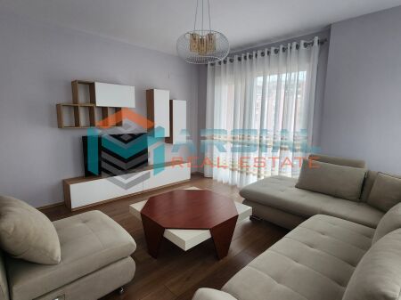 Apartament 2+1 me qira, Vila L2, Astir, Tiranë