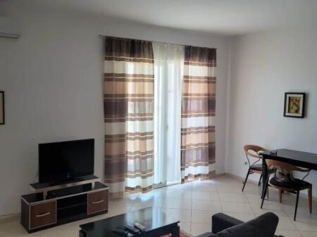 Qira,Apartament 1+1+bllk,Yzberisht, 36.000 Leke/Muaj