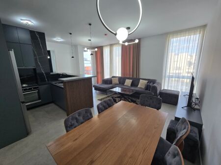 Apartament 2+1+2+Parkim Me Qira, Liqeni i Thate