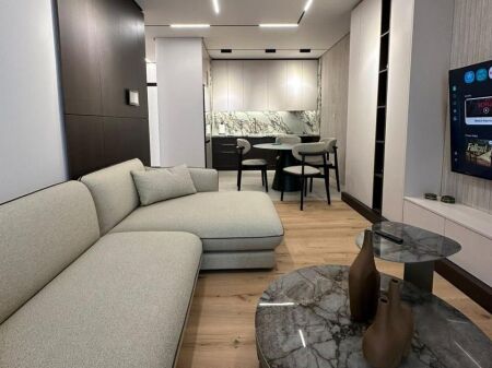 📌 SUPER APARTAMENT 1+1 ME QIRA – Golden Tower, Mine Peza