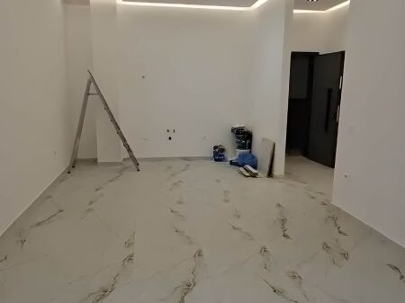 Locale commerciale in affitto – Astir  - Piano: 1 abitazione !