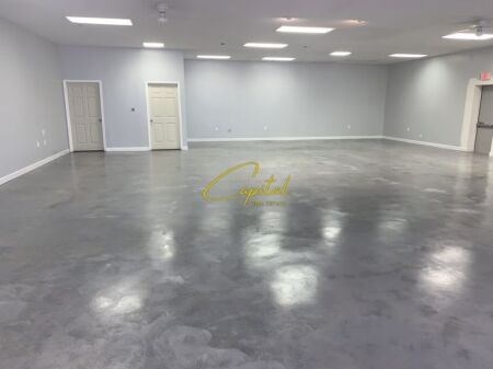 MAGAZINE ME QIRA 350 M2 YZBERISHT 250.000 LEKE