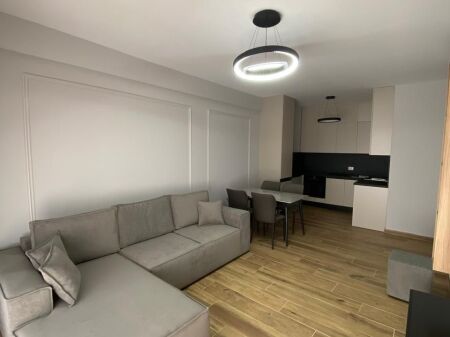 Jepet me qira apartament 1+1