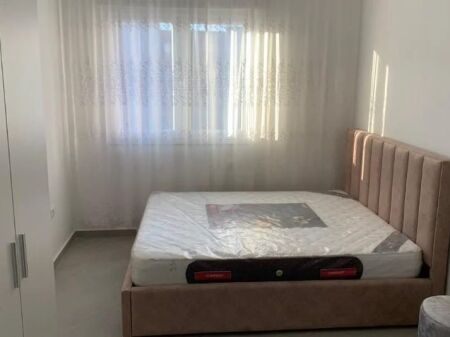 Jepet Me Qera Apartament 1+1+1 Ballkon