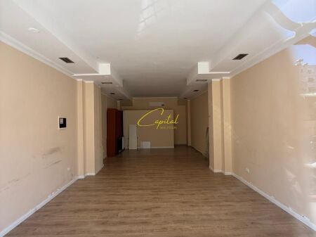 ZYRE ME QIRA 65 M2 ISH EKSPOZITA 70.000 LEKE