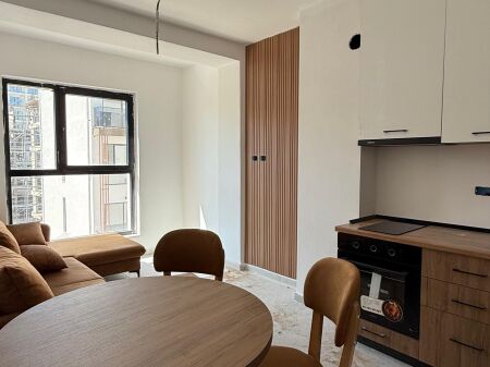 Shitet apartament 1+1 Tek Pishat e Buta (Mali Robit)