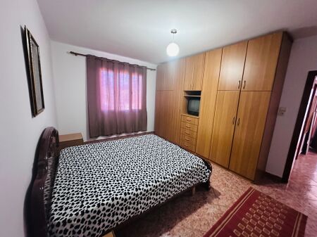 Jepet Me Qera Apartament 2+1+1 Ballkon