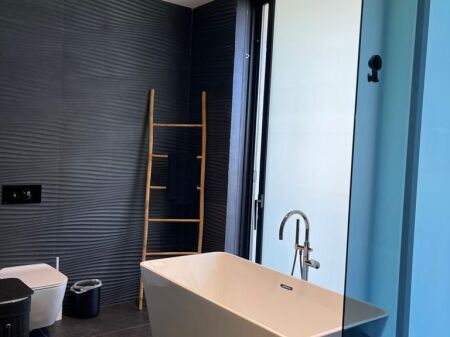 VILE ME QIRA NE FARKE TIRANE LUKSOZE